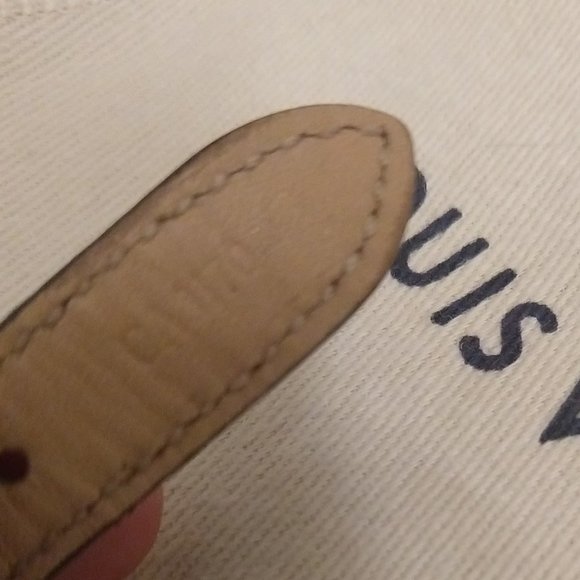 Louis Vuitton Monogram Bow Bracelet - Picture 11 of 12